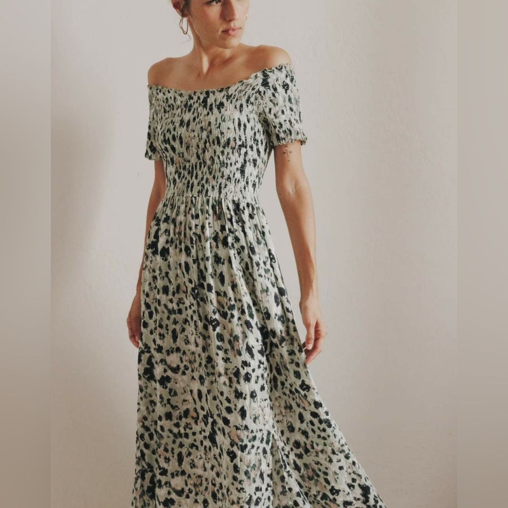 Hem & Thread Maxi Dress size L